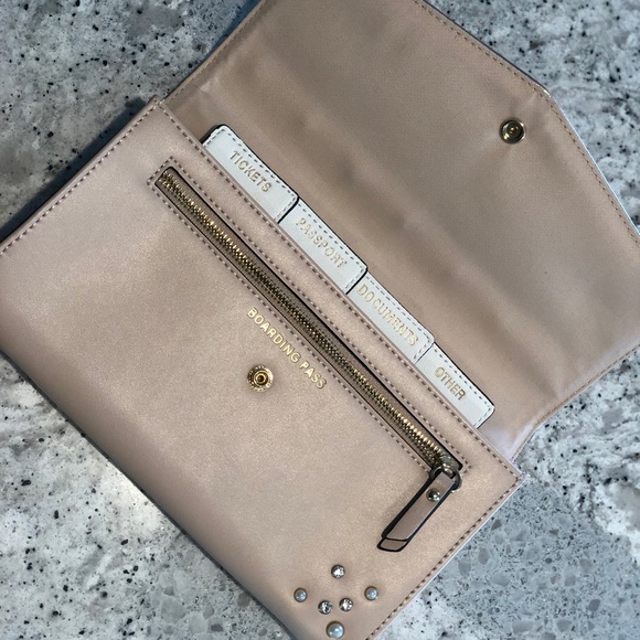 Honeymoon organizer - Picture 2 of 2